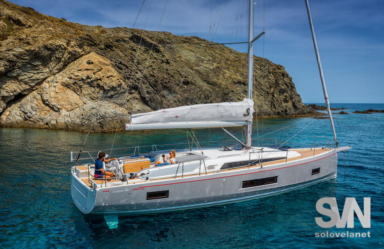Oceanis 46.1, in rada