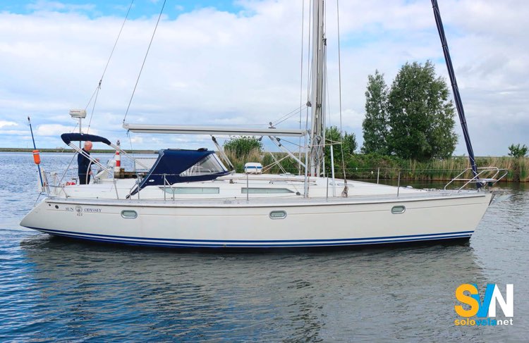 Sun Odyssey 42.1, vista di lato