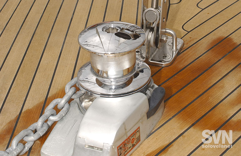 Franchini 47L, il verricello
