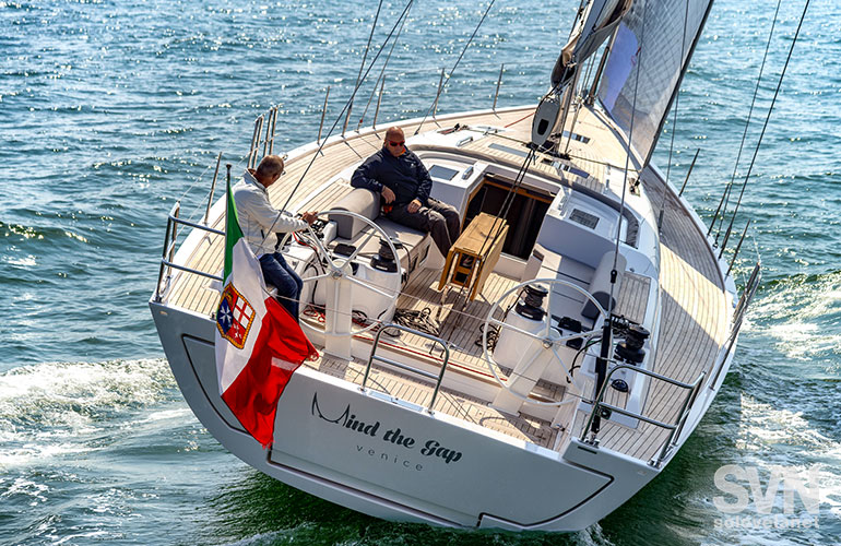 Italia 15.98, la poppa