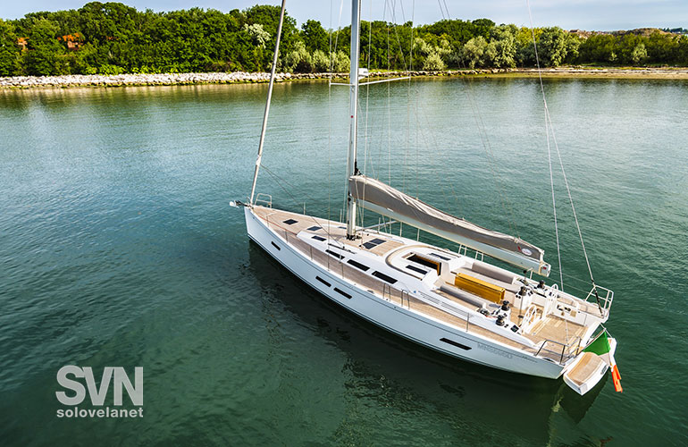 Italia 15.98, in rada