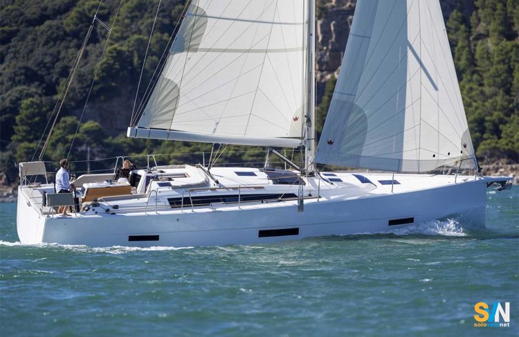 Dufour 430 GL in navigazione