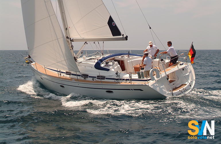 Bavaria 42, di poppa