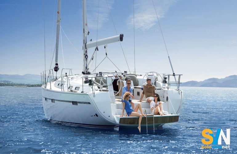 Bavaria 51 Cruiser vista di poppa