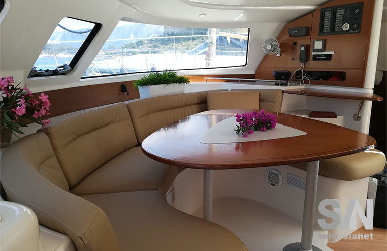 Lavezzi 40, la dinette