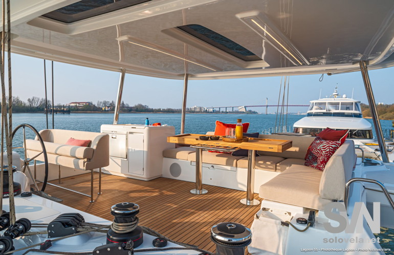 Lagoon 55, il fly