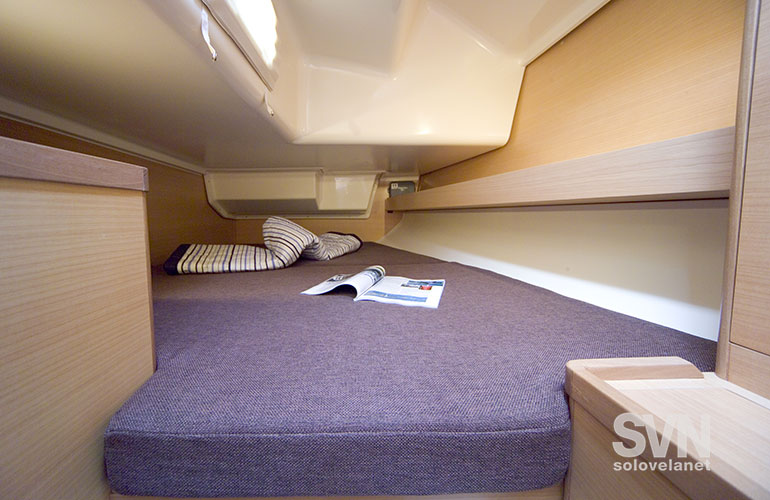 Elan 340, la cabina di poppa