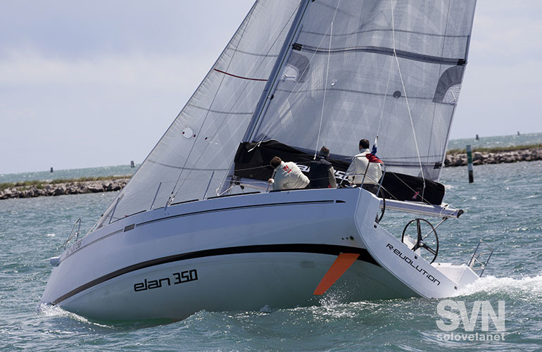 Elan 350 in navigazione