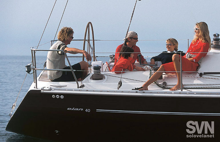 Elan 340, in navigazione