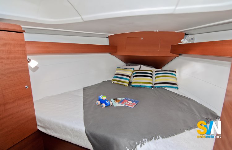 Dufour 335 GL, cabina di prua