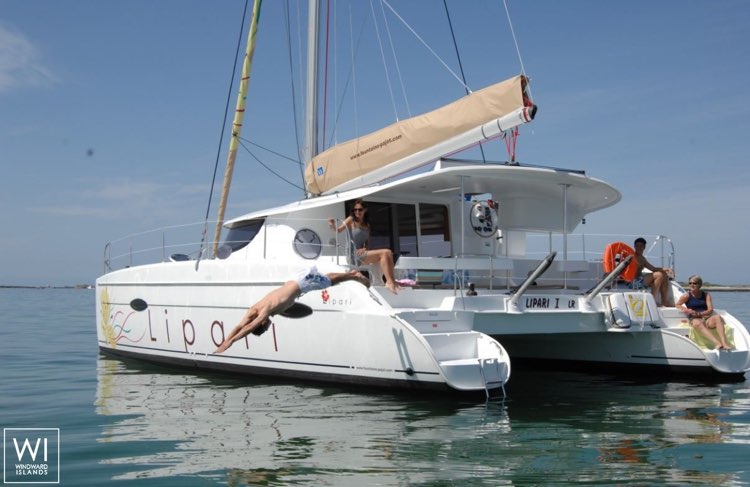 Fountaine Pajot - Lipari 41, in rada