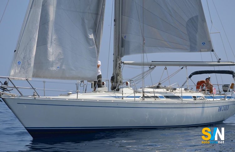 Grand Soleil 39 AJ, in assenza di vento