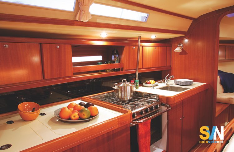 Dufour 365 GL, la cucina