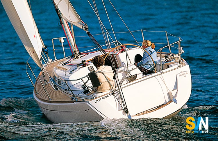 Dufour 34P visto di poppa