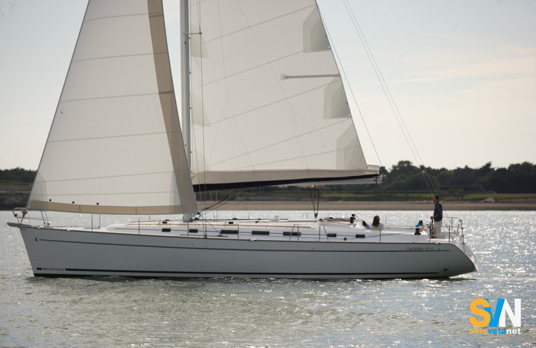 Il Cyclades 50 di lato