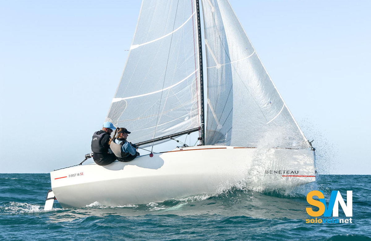 Il First 18 SE in navigazione