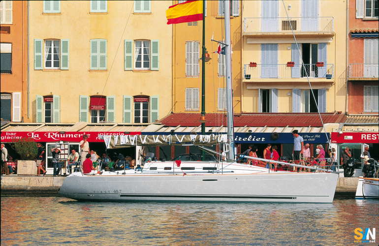 Il First 40.7 in costa azzurra