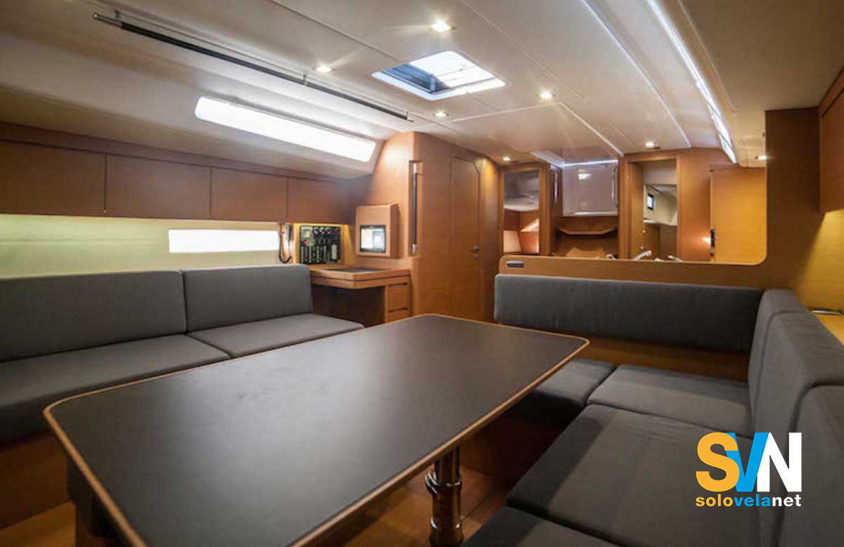 La dinette dell'Ice 52 RS