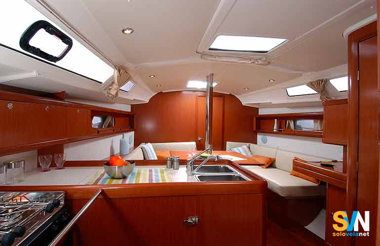 L'Oceanis 37, la dinette