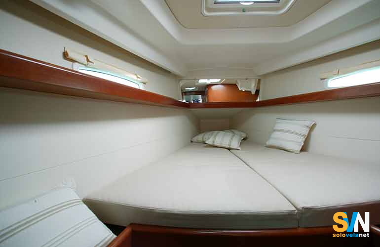 Oceanis 40,  la cabina di prua