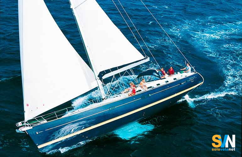 L' Oceanis 523 di bolina