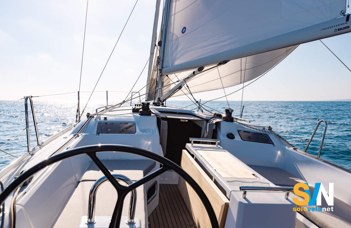 Il pozzetto dell'Oceanis 34.1