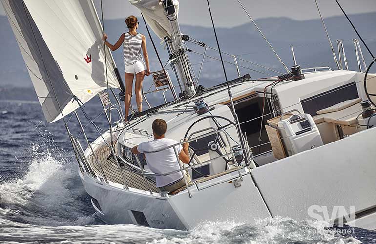 Sun Odyssey 490, di poppa