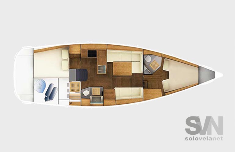 2 cabine con due bagni, il bagno di poppa ha il box doccia